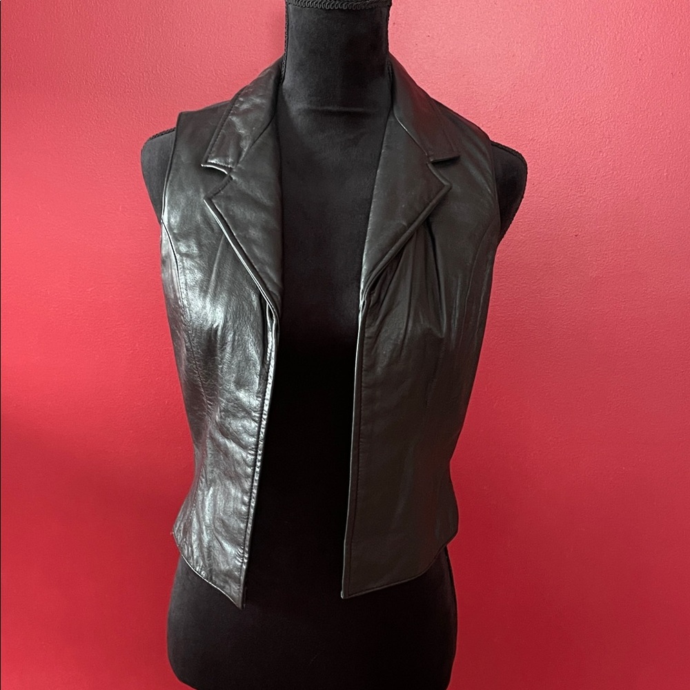 Maxima Black Leather Tailored Sleeveless Jacket